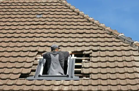 Pose de velux - L'Étang-la-Ville
